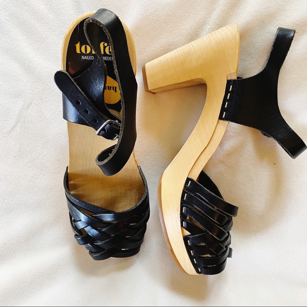 Swedish Hasbeens black leather sandals EUC!